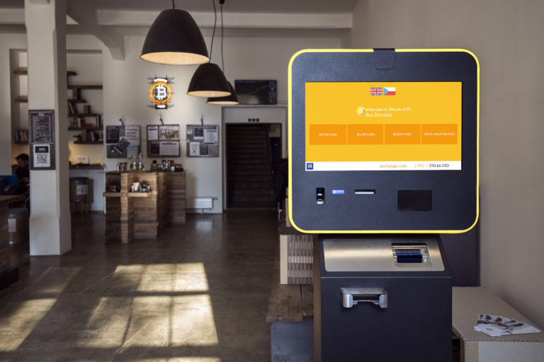 去年全球平均每日 6 部加密货币 ATM 投入服务　莱特币机排次名
