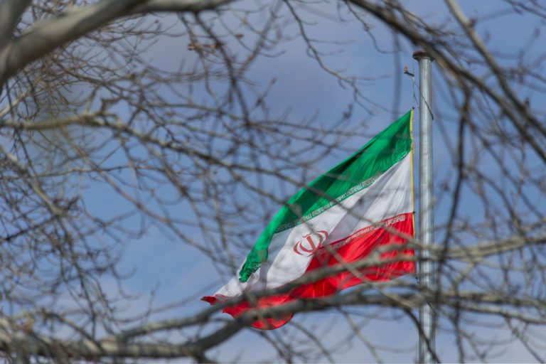 伊朗中央銀行和工業部批准以加密貨幣支付對外貿易結算