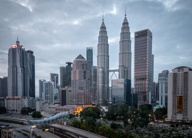 马来西亚倡议 NFT 合法化 促进加密货币参与度