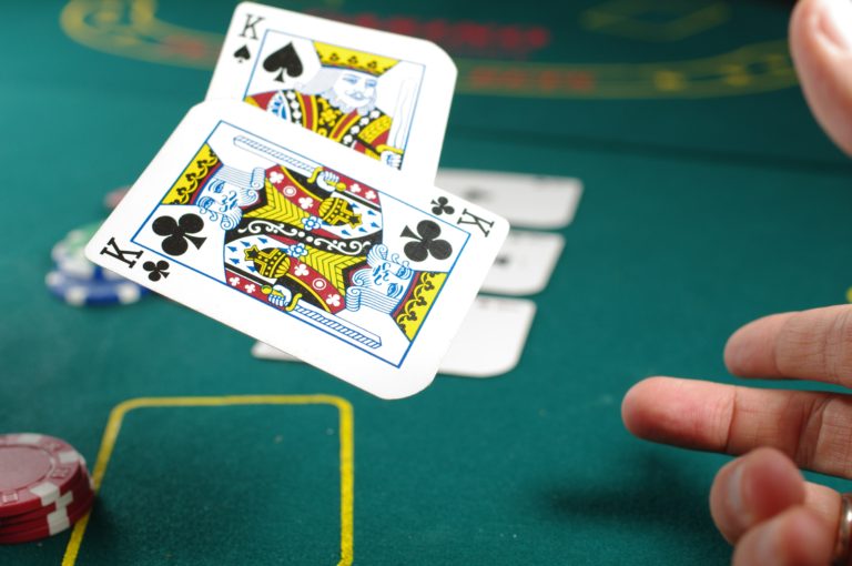 德州和阿拉巴马州证券监管机构禁止元宇宙赌场 NFT 销售