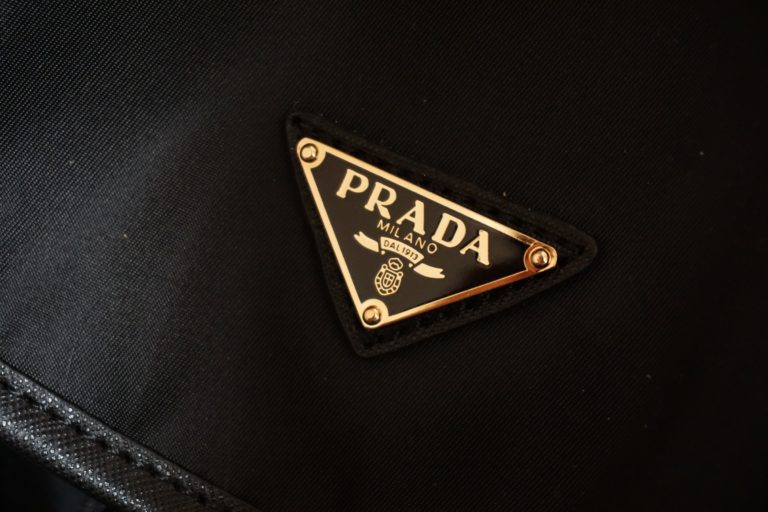 奢侈品牌相繼涉足 Web 3 Prada 推出以太坊 NFT