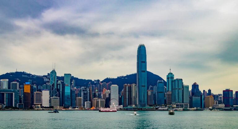 Compliance Challenges and Response Strategies for Virtual Assets Platforms in Hong Kong
